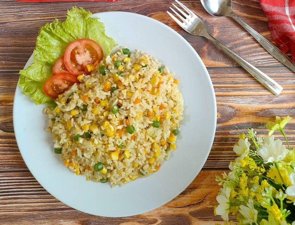 Nasi Goreng Simbah: Rasa yang Menghampiri Jiwa di Cilacap